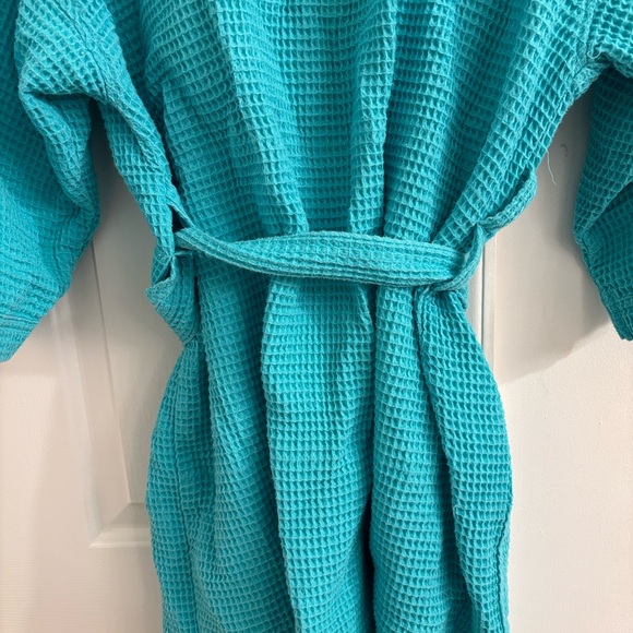 Turquoise Waffle Knit Robe - Picture 6 of 9